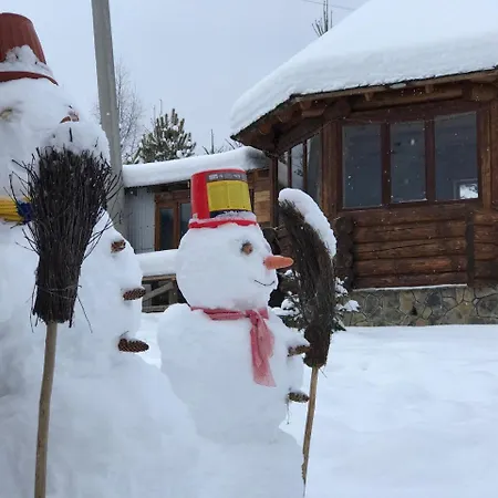 Cottage Karinka Bukovel Exterior photo